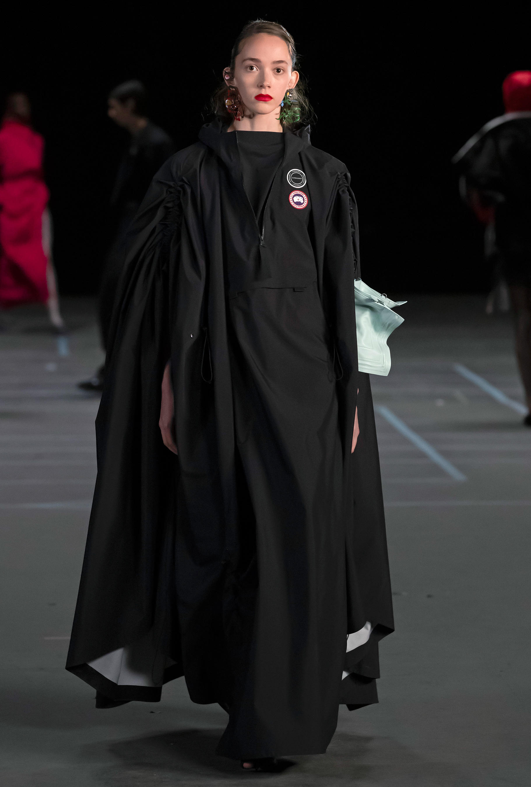 Look 60