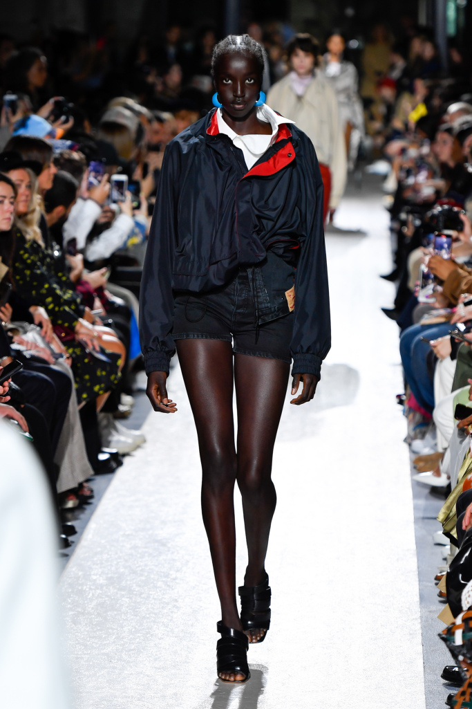 Look 18