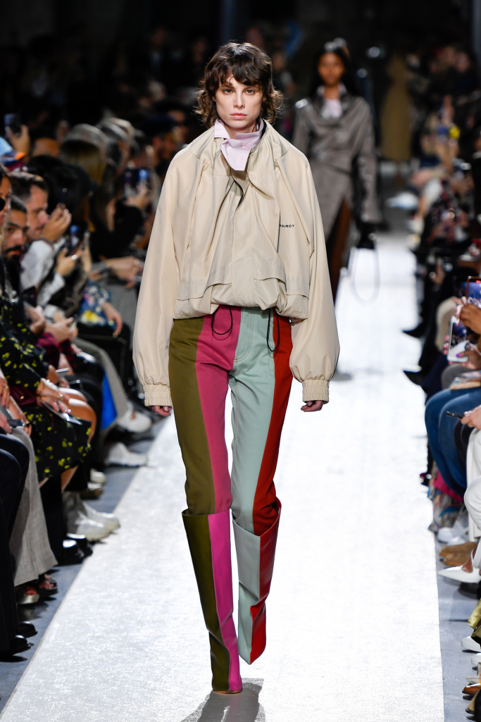 Look 10