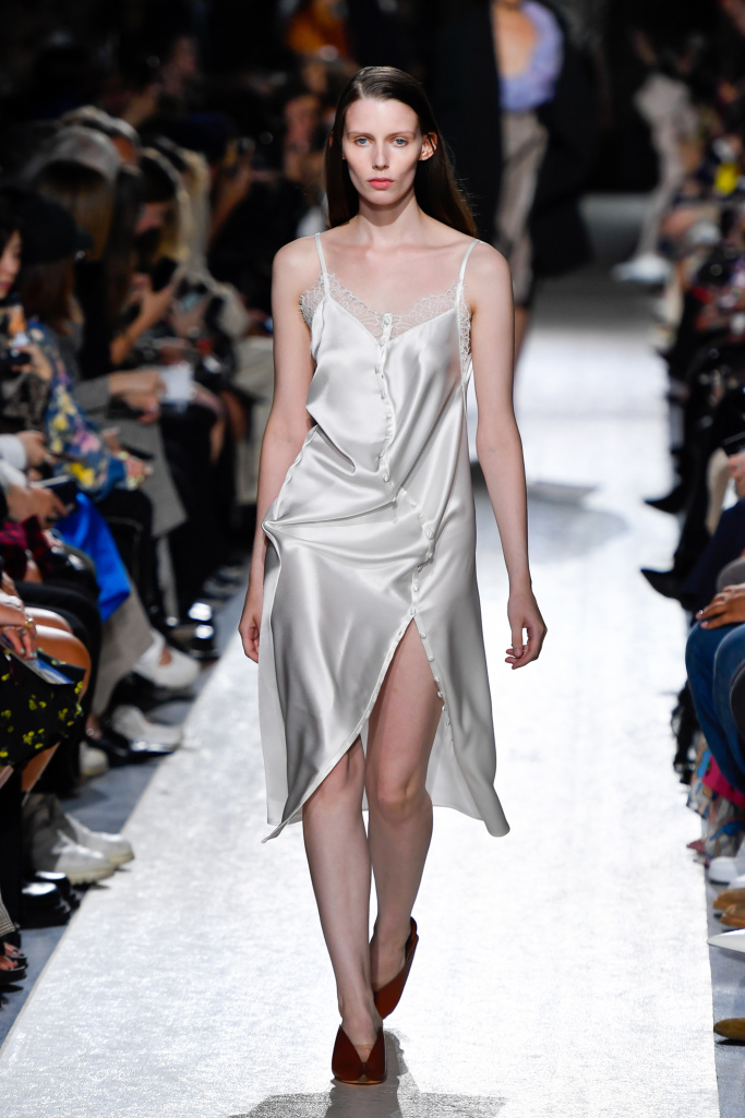 Look 32