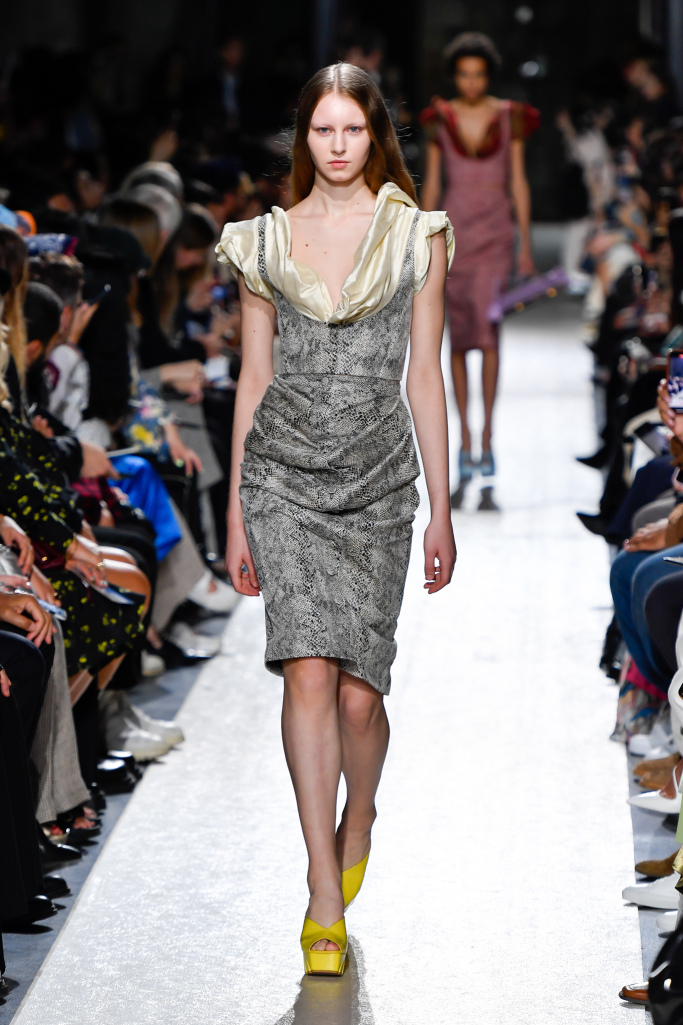 Look 37
