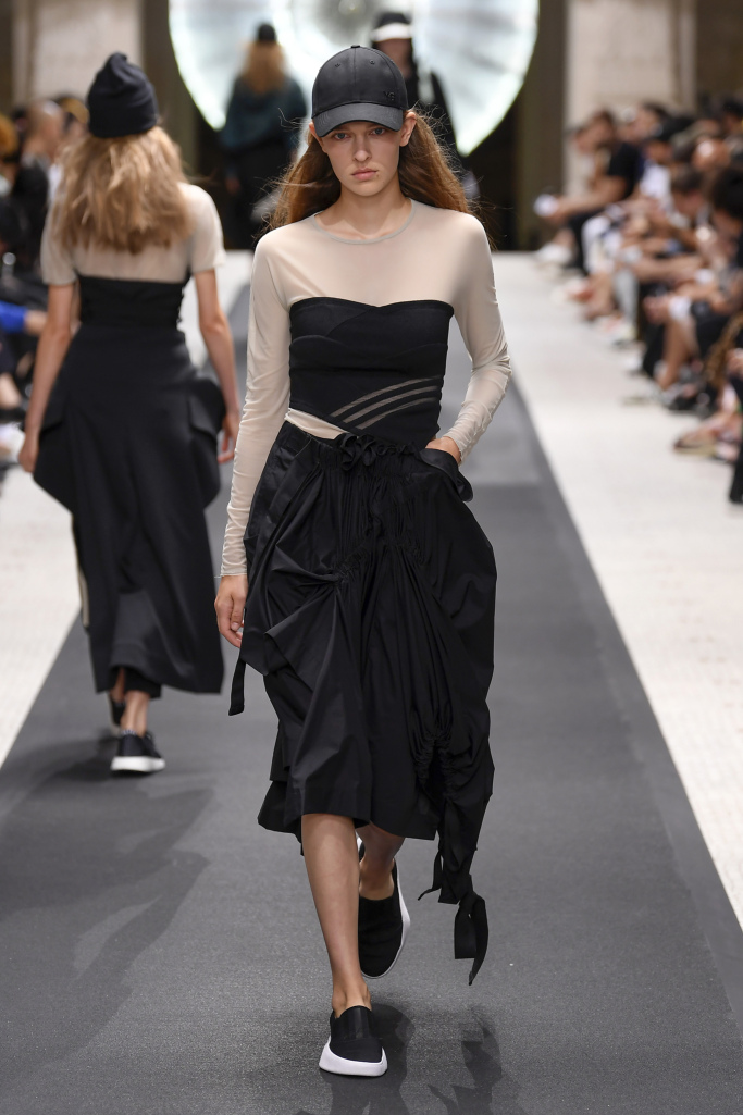 Look 15
