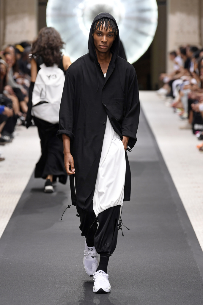 Look 30