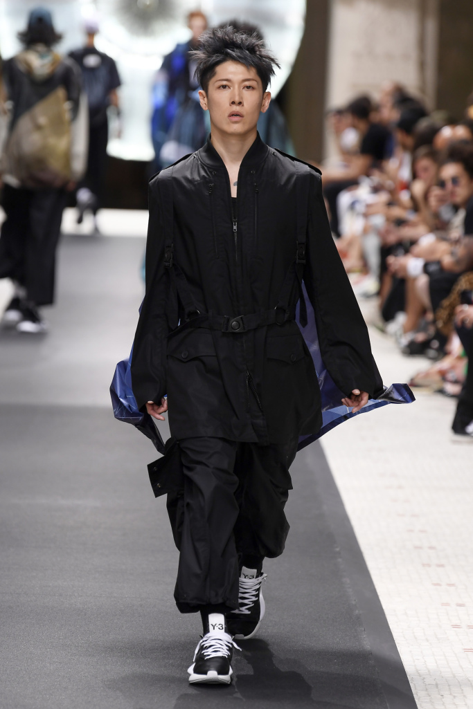 Look 32