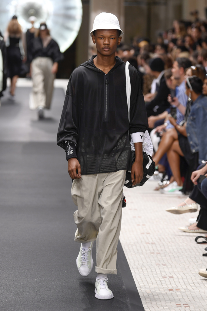 Look 50