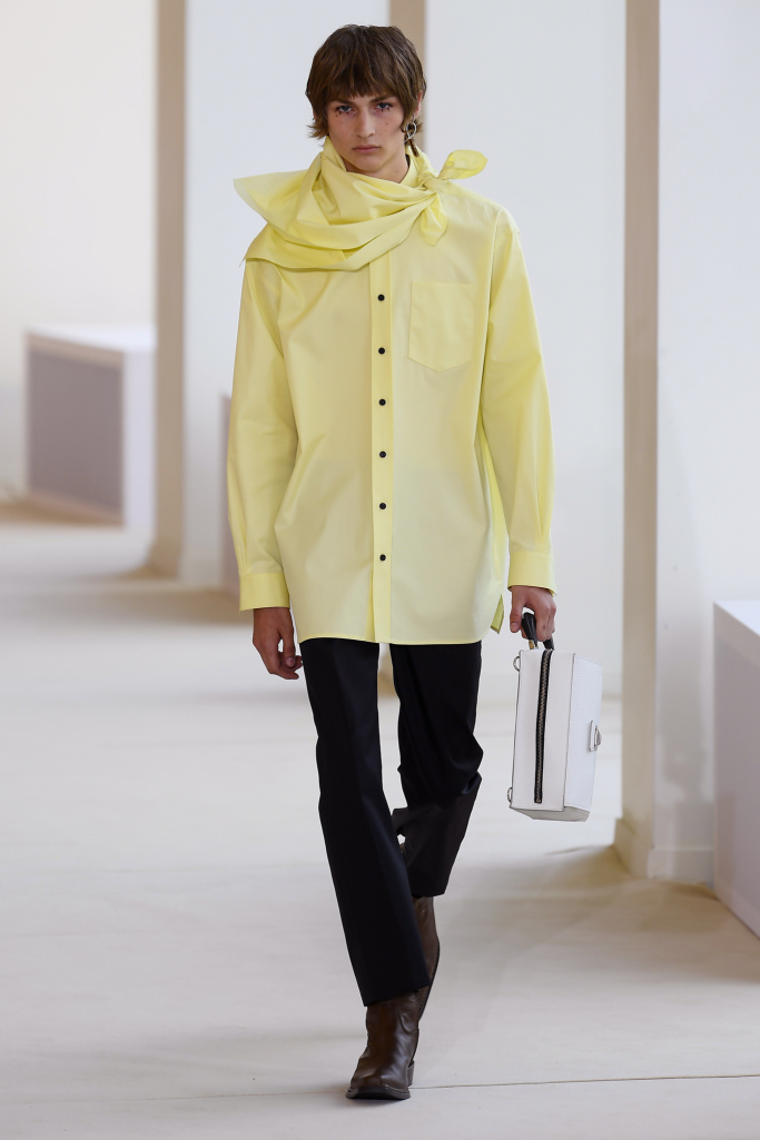 Look 15