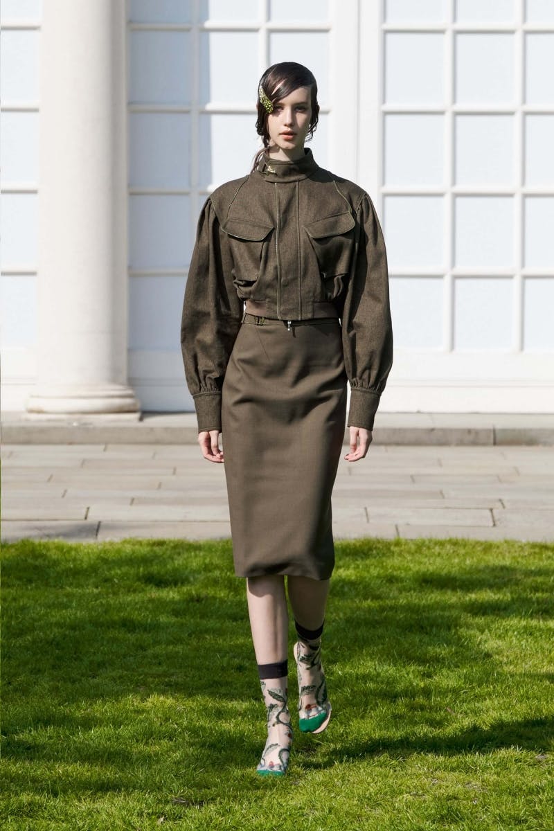 Look 30
