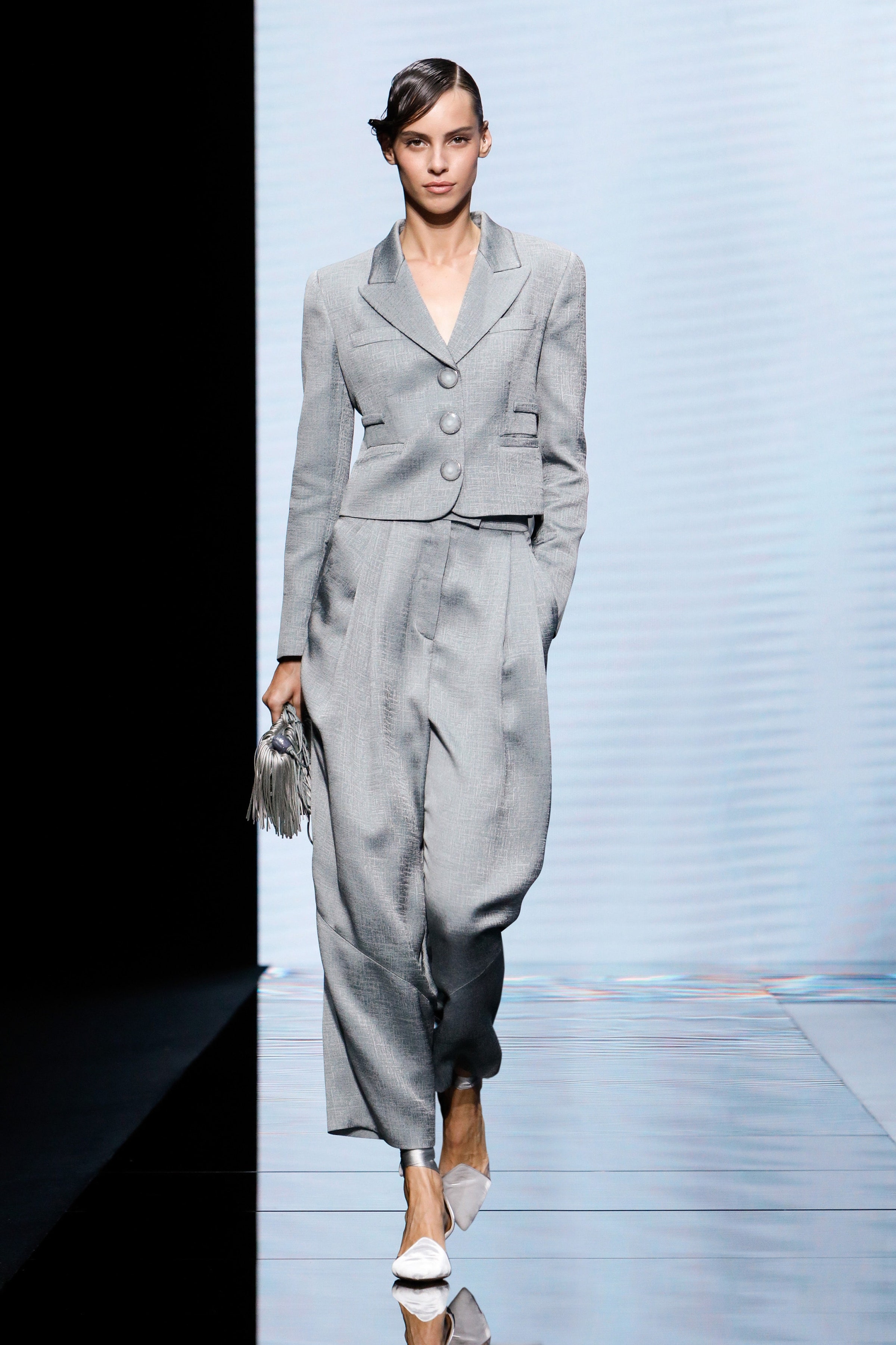 Look 27