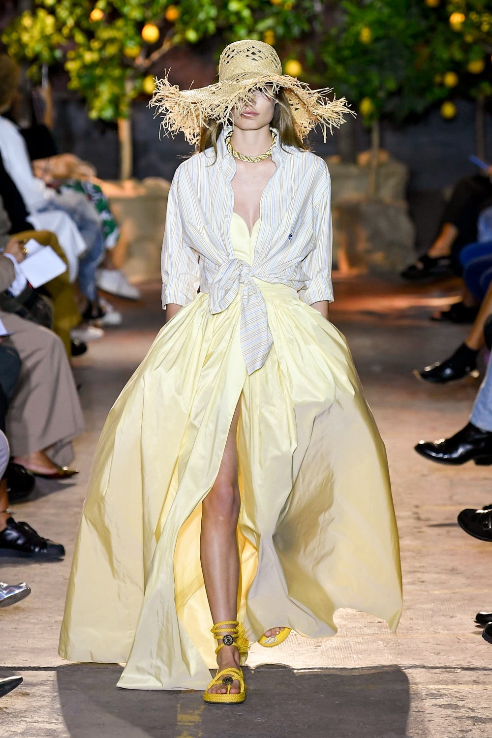 Look 24