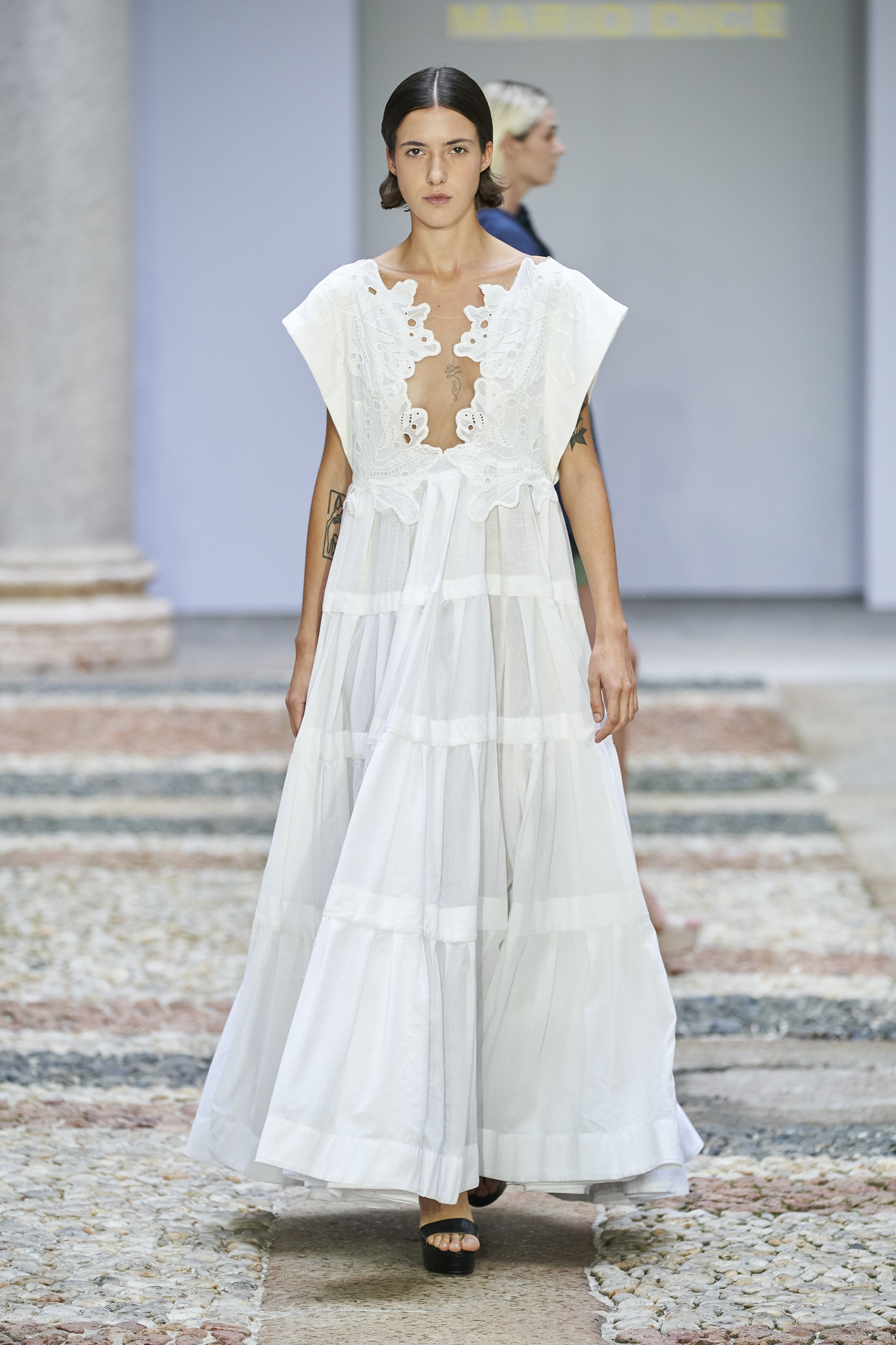 Look 23