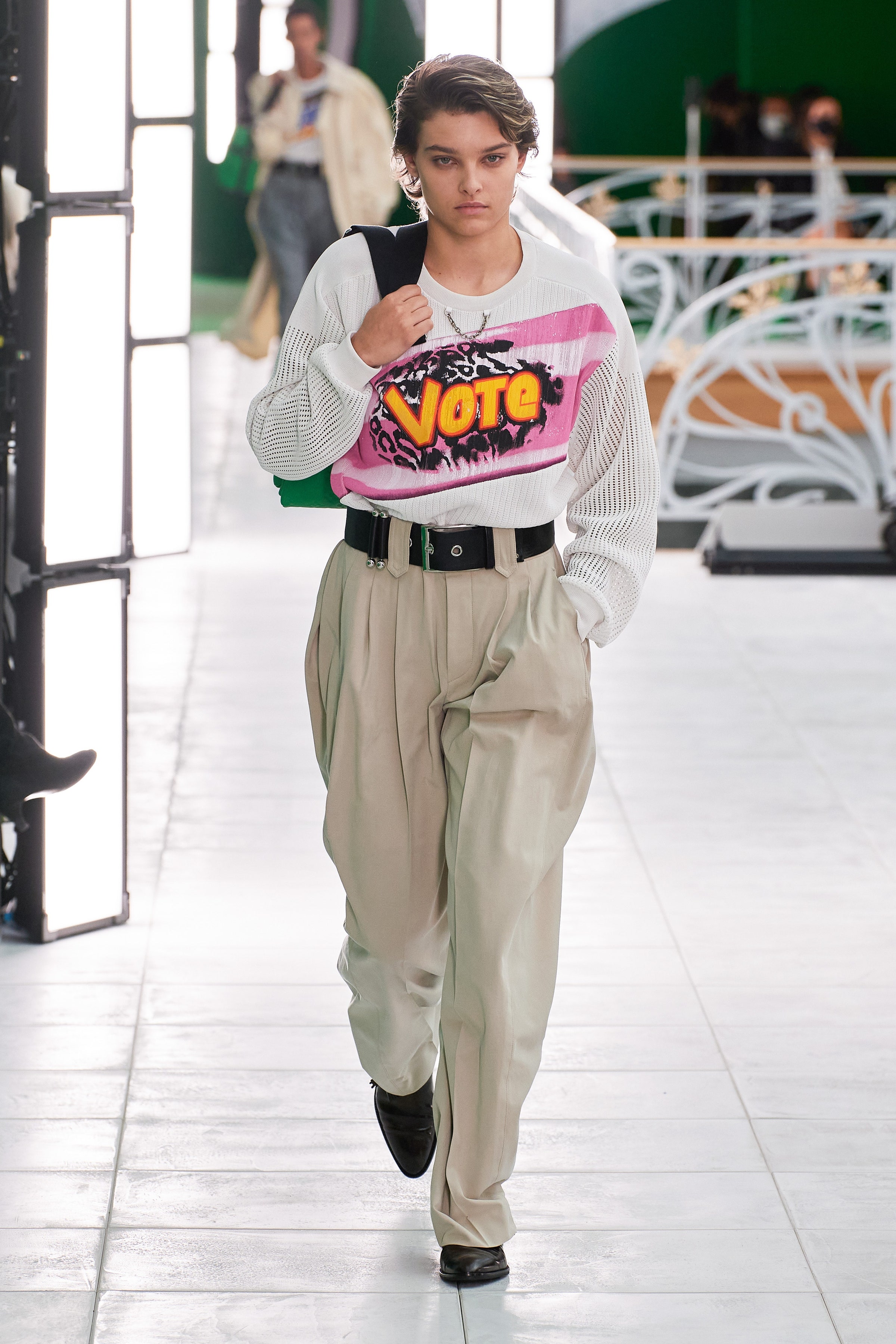 Look 38