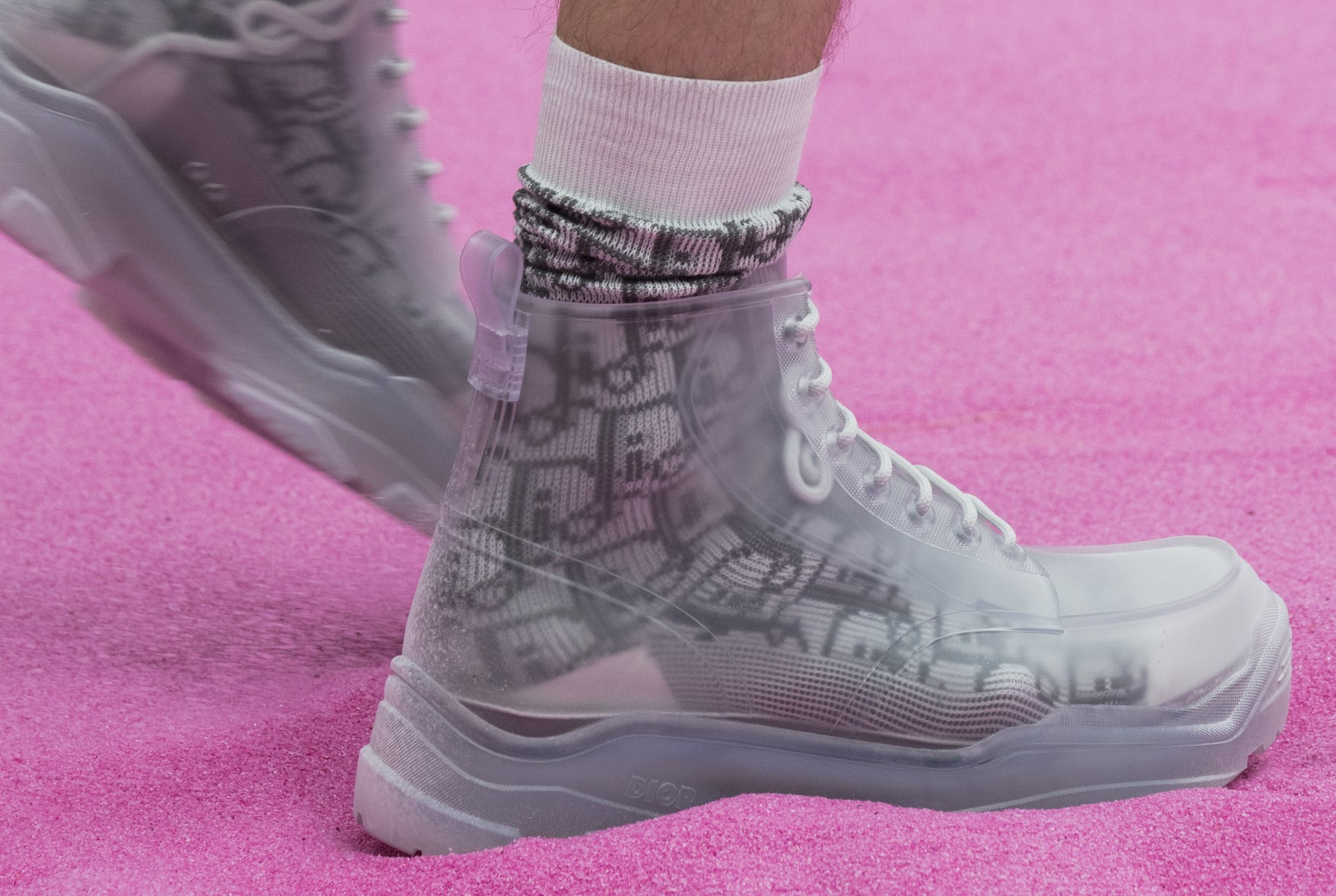 Sneakers- Men's athleisure trend from runway