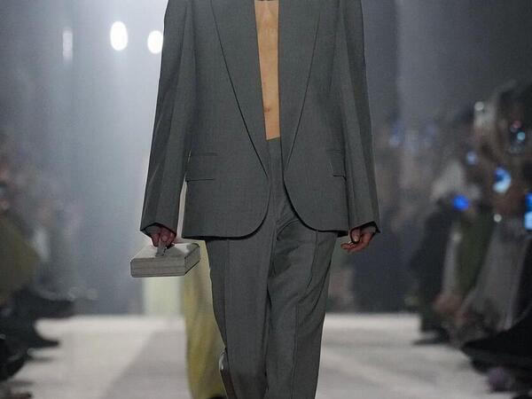 Victoria Beckham A/W 25- Paris